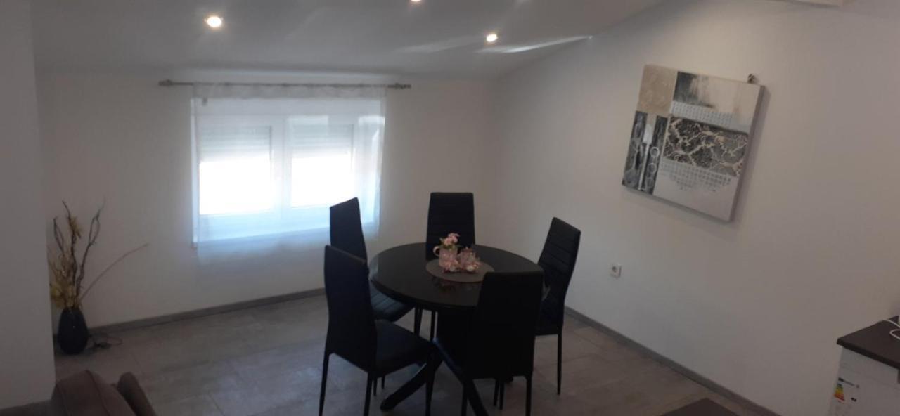 Apartmani Dream Pola Esterno foto